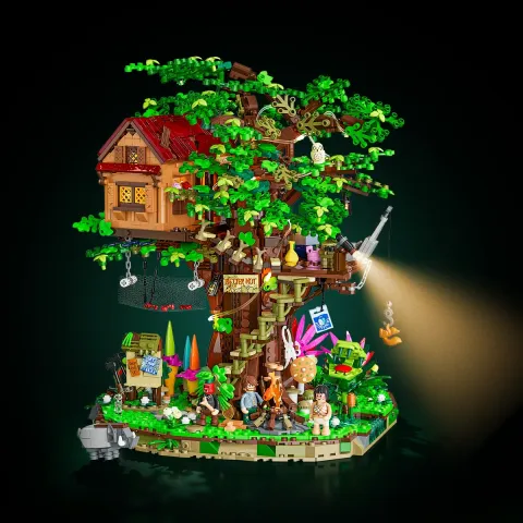 Explorer Treehouse